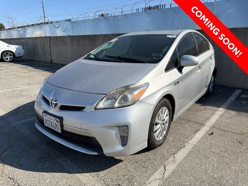 Used 2014 Toyota Prius Prime Plug-In Hybrid FWD image 3