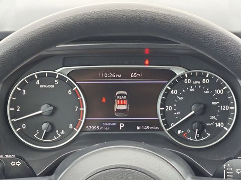 Used 2024 Nissan Rogue S image 21