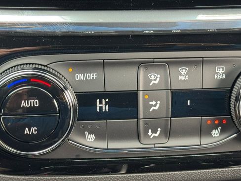 New 2026 Buick Envista Sport Touring w/ Convenience I Package FWD image 20