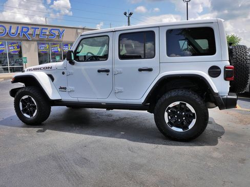 Used 2022 Jeep Wrangler Unlimited Rubicon w/ Cold Weather Group AWD/4WD image 4