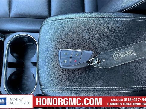 Used 2023 GMC Canyon Elevation w/ Elevation Premium Package AWD/4WD image 36