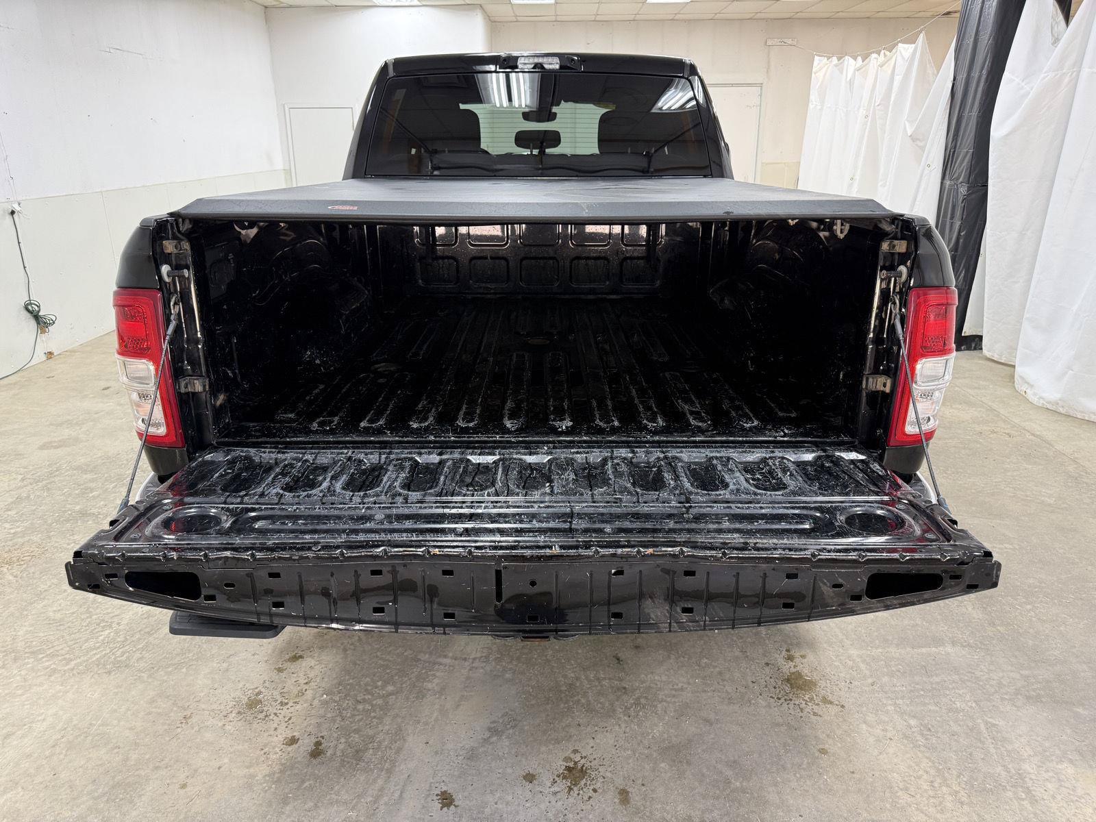 Used 2022 RAM 3500 Big Horn w/ Level A Equipment Group AWD/4WD image 26