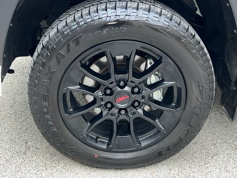 Used 2025 Toyota Tundra Limited w/ TRD Off-Road Package image 7