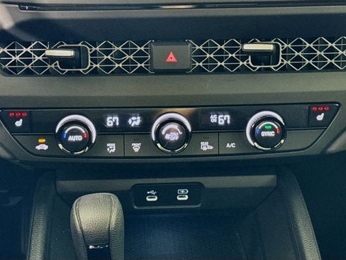 Used 2024 Honda Accord EX image 19