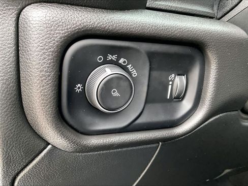 Used 2022 RAM 2500 Tradesman AWD/4WD image 13