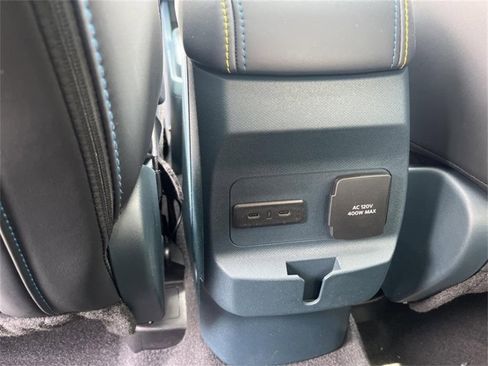 New 2025 Ford Maverick Lobo image 25