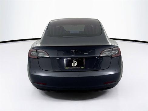 Used 2018 Tesla Model 3 Long Range image 6