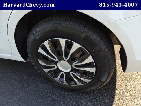 Used 2020 Chevrolet Sonic LS image 37