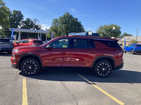 New 2025 Chevrolet Traverse LT w/ Sun and Wheel Package image 4