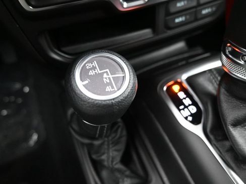 New 2026 Jeep Gladiator Sport AWD/4WD image 21