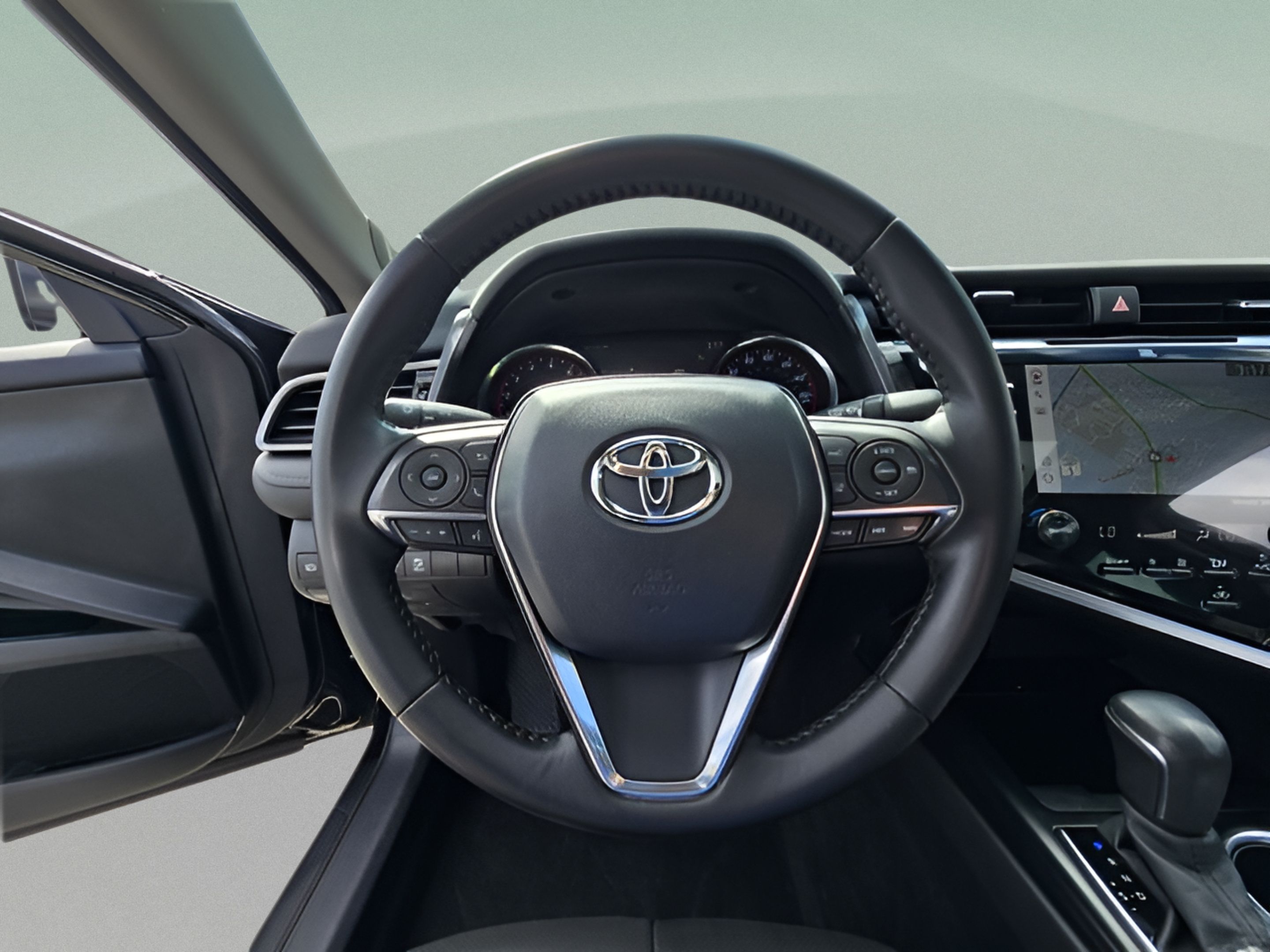 Used 2020 Toyota Camry XSE w/ Driver Assist Package FWD image 23