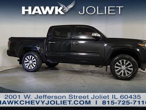 Used 2020 Toyota Tacoma Limited AWD/4WD image 8