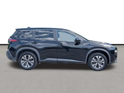 Used 2023 Nissan Rogue SV FWD image 11