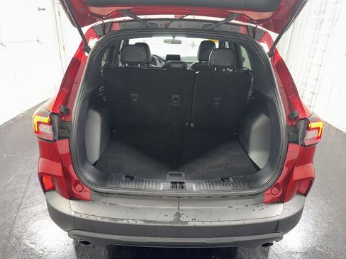 Used 2025 Ford Escape ST-Line AWD/4WD image 32