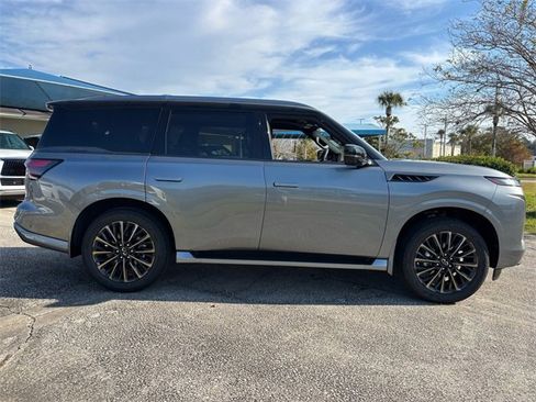 New 2026 INFINITI QX80 Autograph w/ Premium Cargo Package image 7