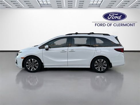Used 2025 Honda Odyssey Elite image 4