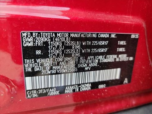 Used 2025 Toyota RAV4 XLE w/ Convenience Package FWD image 24