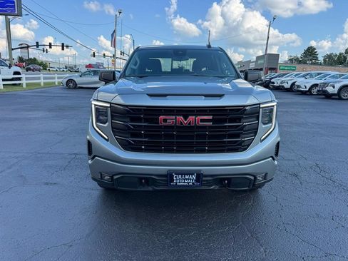 Used 2023 GMC Sierra 1500 Elevation AWD/4WD image 3