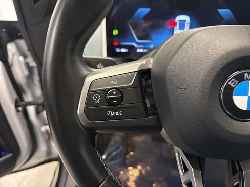 Used 2025 BMW iX M60 image 23