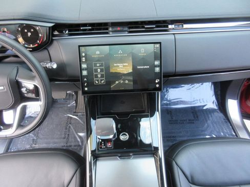 Used 2024 Land Rover Range Rover Sport SE AWD/4WD image 52