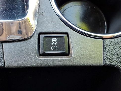 Used 2017 GMC Terrain SLE w/ Driver Alert Package I AWD/4WD image 18
