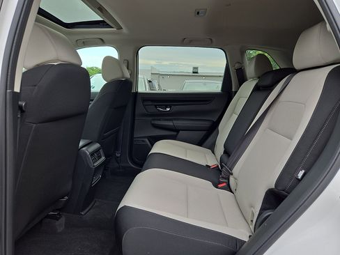 Used 2024 Honda CR-V EX image 10