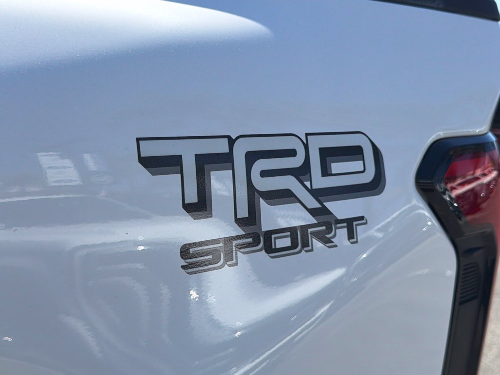 Used 2025 Toyota Tacoma 4x4 Double Cab image 16