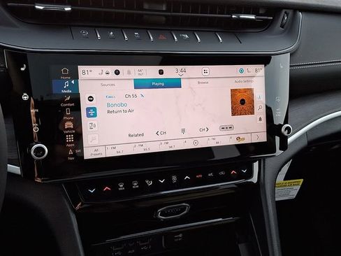 New 2026 Jeep Grand Cherokee Limited image 12