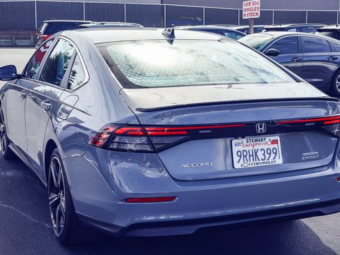 Used 2025 Honda Accord Sport image 22