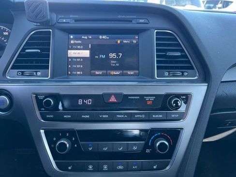 Used 2017 Hyundai Sonata Sport w/ Value Edition Package 02 FWD image 16