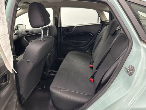 Used 2019 Ford Fiesta SE FWD image 19