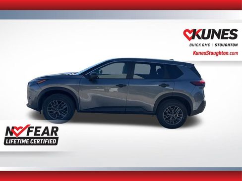 Used 2023 Nissan Rogue S image 8