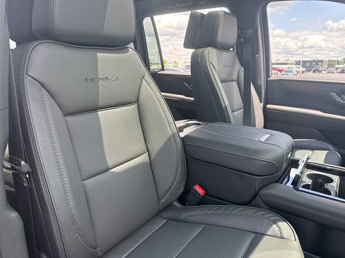 New 2026 GMC Yukon XL Denali w/ Advanced Technology Package AWD/4WD image 39