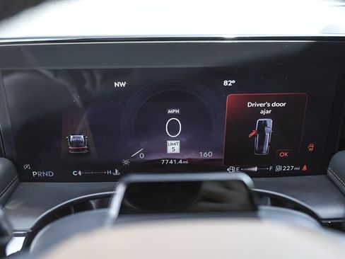 Used 2025 Lincoln Aviator Black Label image 16