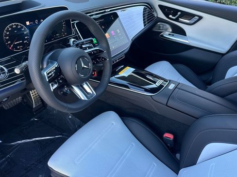 New 2026 Mercedes-Benz E 53 AMG e 4MATIC Sedan image 14