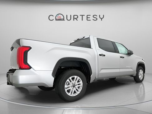 New 2025 Toyota Tundra SR5 image 15