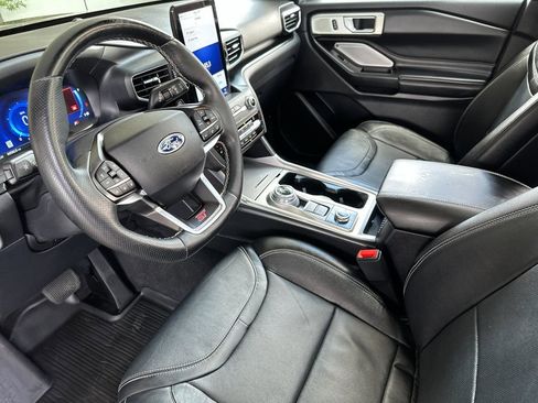 Certified 2020 Ford Explorer ST w/ ST Street Pack AWD/4WD image 9