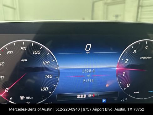 Used 2024 Mercedes-Benz C 300 Sedan image 13