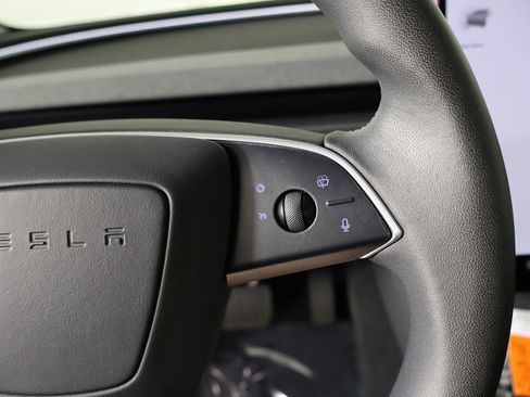 Used 2024 Tesla Model 3 Standard Range RWD image 38