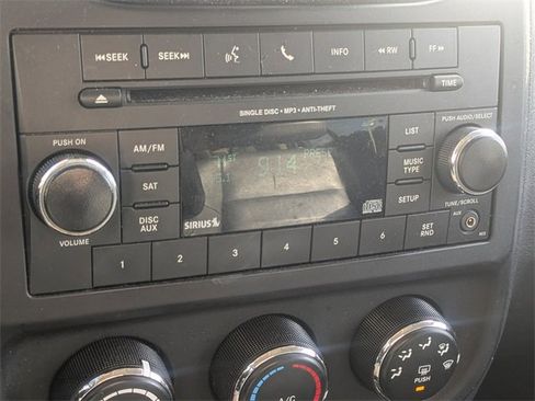 Used 2015 Jeep Patriot High Altitude image 21