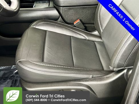 Used 2023 GMC Yukon XL Denali w/ Denali Reserve Package image 24