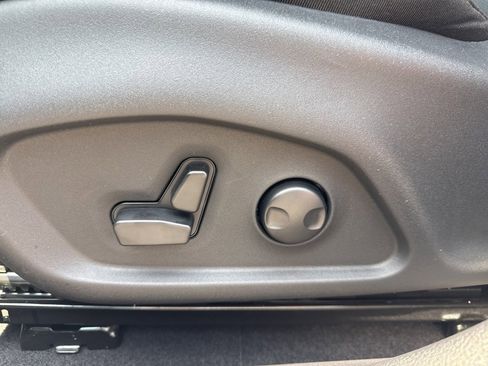 New 2025 Jeep Compass Limited w/ High Altitude Package image 29