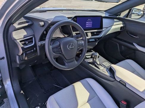 Used 2024 Lexus UX 250h FWD w/ Premium Package image 12