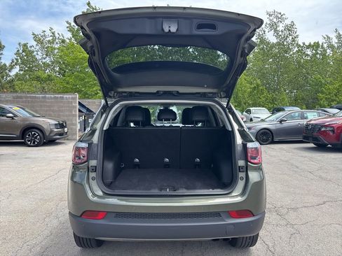 Used 2017 Jeep Compass Limited w/ Safe & Security Group AWD/4WD image 7