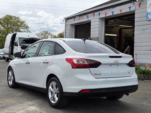 Used 2013 Ford Focus SE FWD image 3