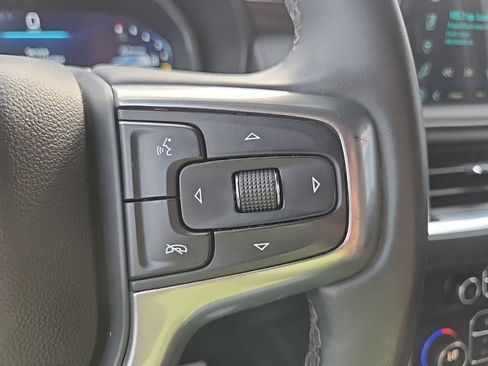 Used 2023 Chevrolet Suburban Z71 w/ Luxury Package AWD/4WD image 43