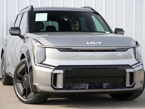 Used 2024 Kia EV9 GT-Line image 4