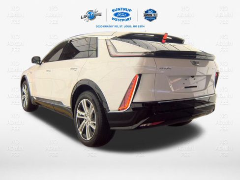 Used 2024 Cadillac Lyriq Tech RWD image 4