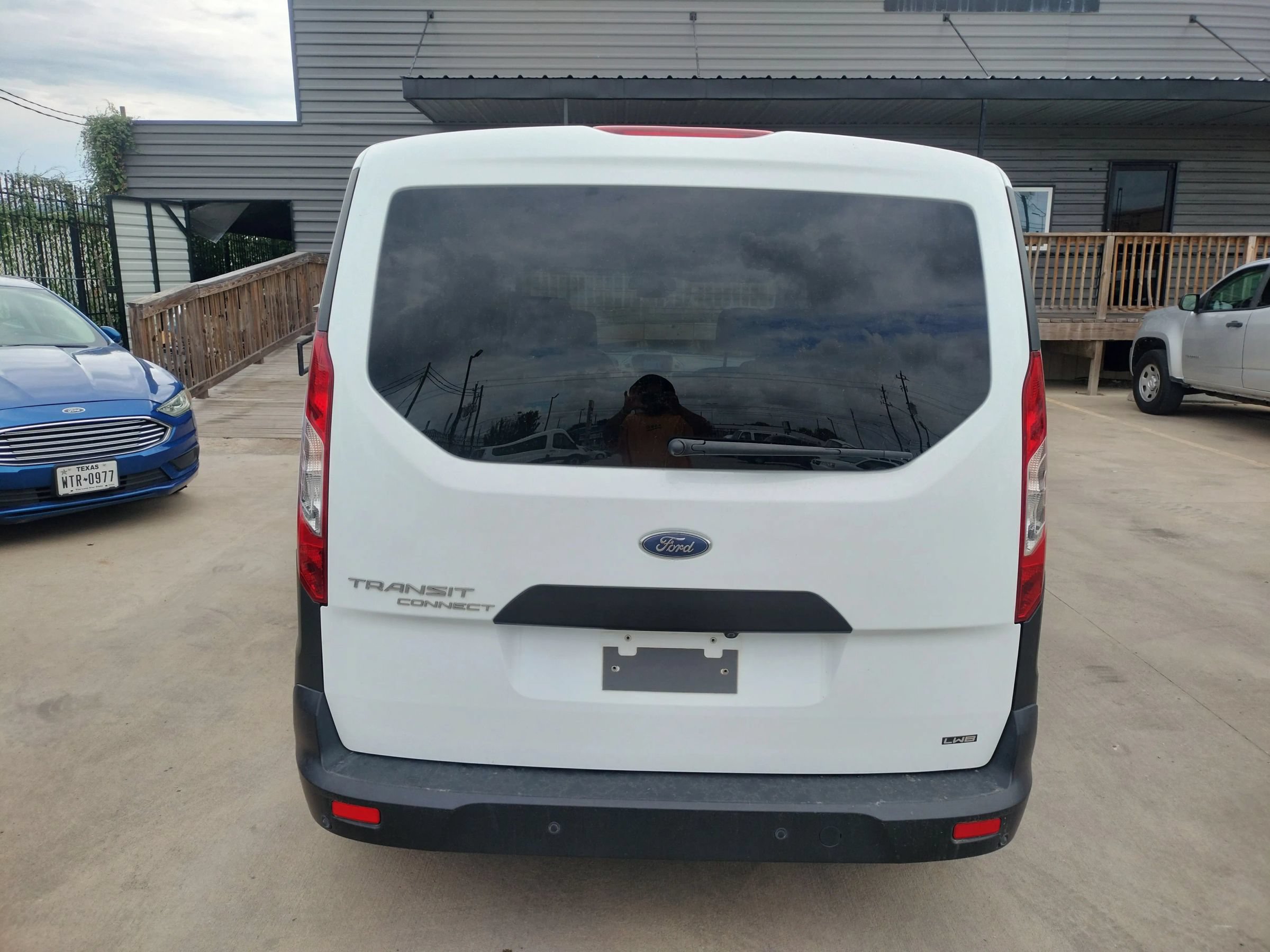Used 2022 Ford Transit Connect XL FWD image 5