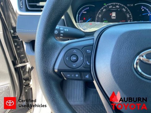 Certified 2025 Toyota RAV4 LE AWD/4WD image 36